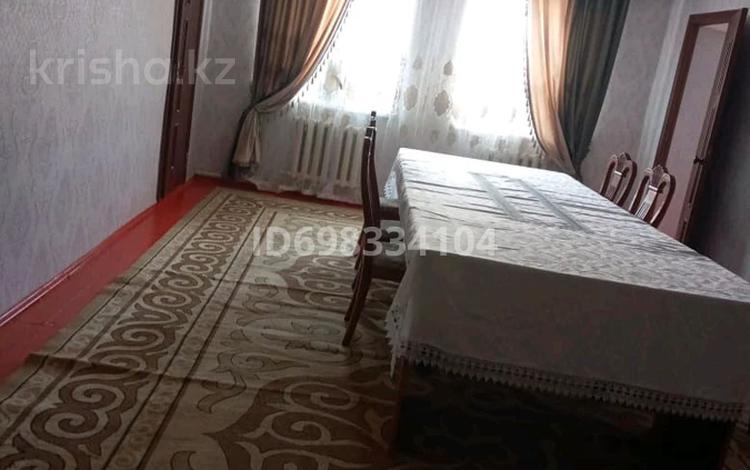 Отдельный дом · 8 комнат · 250 м² · 8 сот., Абая 26 за 21 млн 〒 в Жетысае — фото 2