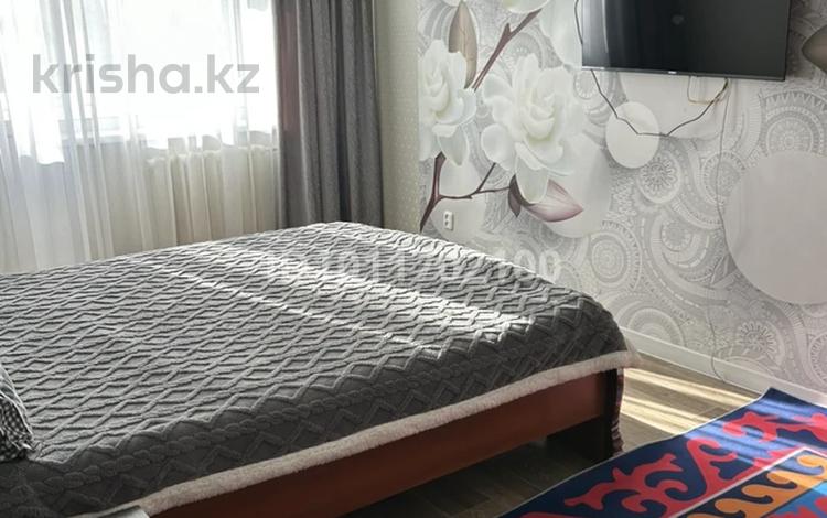 1-комнатная квартира · 34 м², мкр 4 13 за 2 000 ₸ в Уральске — фото 2