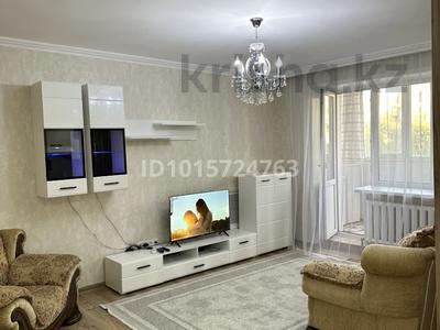 2-бөлмелі пәтер · 53 м² · 3/5 қабат, Валиханова 178 — 72 квартал, бағасы: 28 млн ₸ в Семее