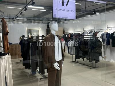Магазины и бутики · 54.7 м² за 400 000 ₸ в Семее
