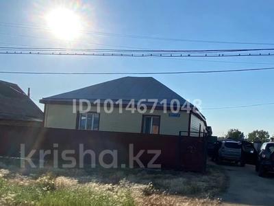 Отдельный дом · 4 комнаты · 113.9 м² · 10 сот., Ильясова — Ресторан «Алтын орда» за 30 млн ₸ в 