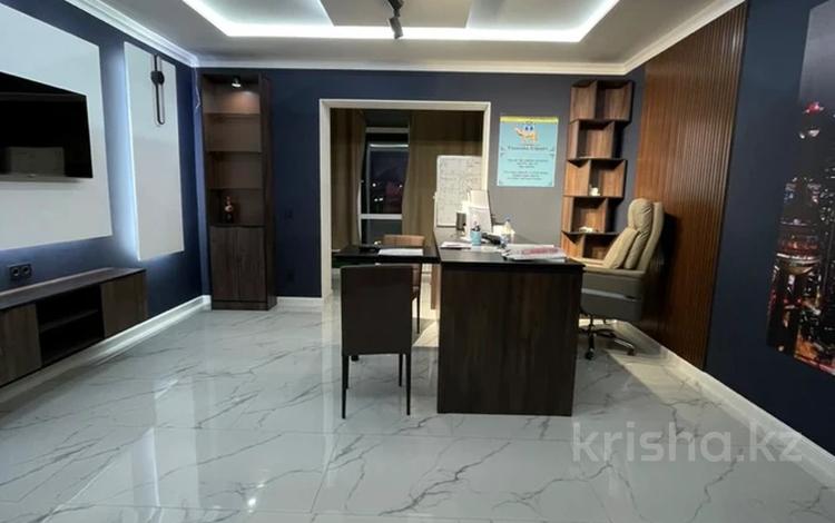 1-комнатная квартира · 64 м² · 1/3 этаж, Алаш 57 за 23.5 млн ₸ в Уральске — фото 2