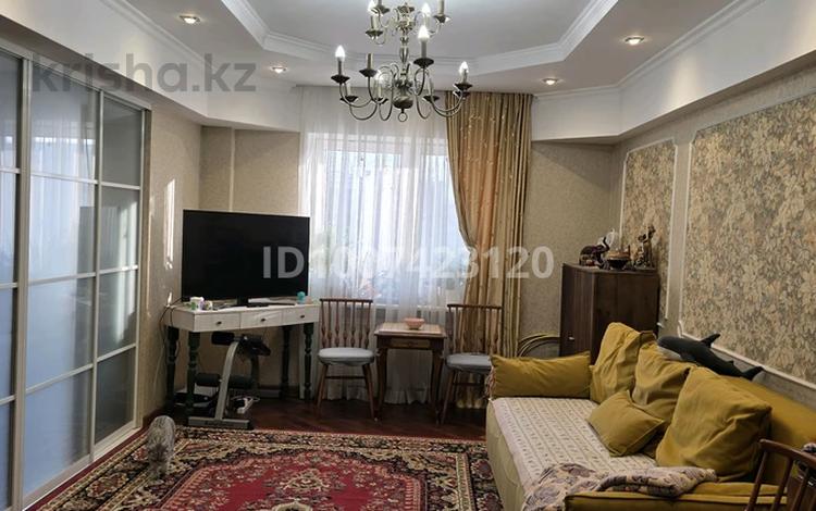 3-бөлмелі пәтер · 76 м² · 5/6 қабат, Назарбаева — Центральной аптеки, бағасы: ~ 78.9 млн ₸ в Алматы, Медеуский р-н — фото 2