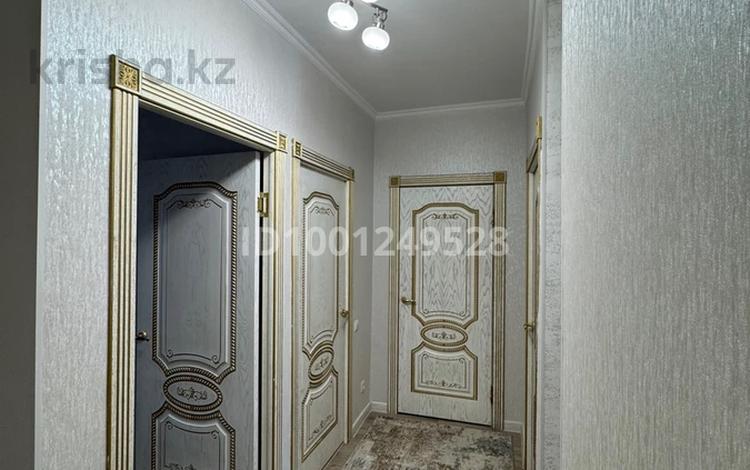 3-комнатная квартира · 68 м² · 2/5 этаж, 14-й мкр 46 за 22 млн ₸ в Актау — фото 2