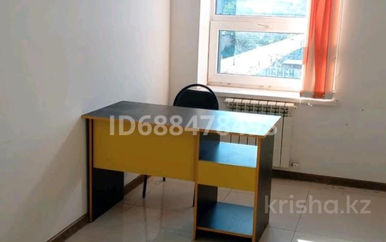 Офисы · 18 м² за 60 000 ₸ в Актобе, мкр. Алтын орда — фото 13