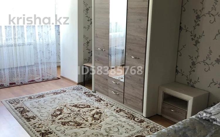 1-комнатная квартира · 35 м² · 5/5 этаж, Дулатова 141 за 12 000 ₸ в Семее — фото 2