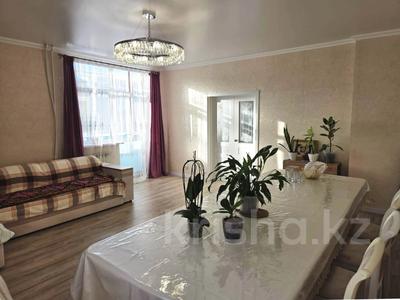 4-комнатная квартира · 168 м² · 2/3 этаж, Майкудук, мкр Голубые пруды 10/1 — остановка Сырдарья за 55 млн ₸ в Караганде, Алихана Бокейханова р-н