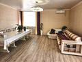 4-комнатная квартира · 168 м² · 2/3 этаж, Майкудук, мкр Голубые пруды 10/1 — остановка Сырдарья за 55 млн ₸ в Караганде, Алихана Бокейханова р-н — фото 2