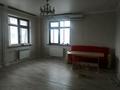 2-бөлмелі пәтер · 90 м² · 4/9 қабат, 12 ш/а. 38 б — Абылхаир хана, бағасы: 25 млн ₸ в Актобе, мкр 12 — фото 3