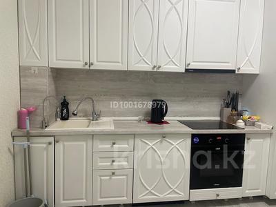 Аренда квартир в Абай обл.: 3-комнатная квартира · 95 м² · 6/10 этаж, Уранхаева 15 за 500 000 〒 3-комнатная квартира · 95 м² · 6/10 этаж, Уранхаева 15 за 500 000 〒 в Семее
