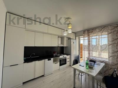 3-комнатная квартира · 82 м² · 1/9 этаж, мкр Юго-Восток, Муканова за 38.5 млн ₸ в Караганде, Казыбек би р-н