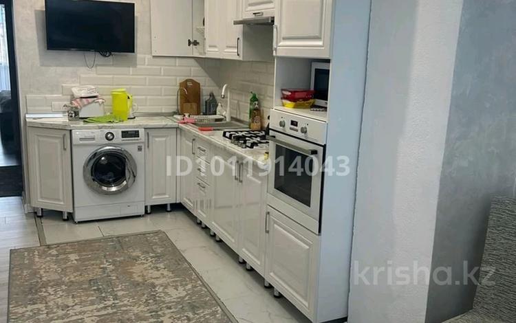 3-бөлмелі пәтер · 75 м² · 2/5 қабат, Просп. Каныша Сатпаева 19А, бағасы: 40 млн ₸ в Атырау, мкр Авангард-2 — фото 2