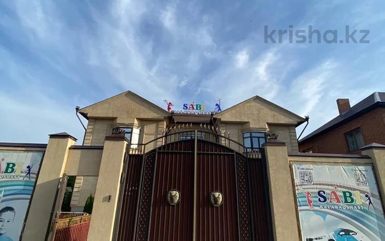 Жеке үй · 6 бөлме · 768 м² · 20 жүзд., Самал, бағасы: 152 млн ₸ в Уральске — фото 22