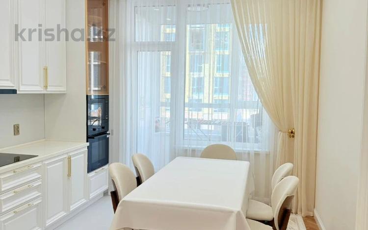 3-комнатная квартира · 90 м² · 4/12 этаж, Е 900 10 за 106 млн ₸ в Астане, Нура р-н — фото 18