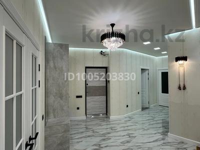 4-бөлмелі пәтер · 167.5 м² · 4/10 қабат, 32Б ш/а. 3, бағасы: 65 млн ₸ в Актау, 32Б мкр