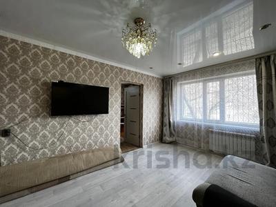 2-бөлмелі пәтер · 44 м² · 1/5 қабат, Спартака 21, бағасы: 17 млн ₸ в Семее