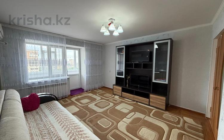 3-комнатная квартира · 63.4 м², абилкаир хана за 21 млн ₸ в Актобе — фото 8