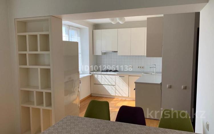 3-комнатная квартира · 70 м² · 5/5 этаж, мкр Самал-3, Достык 103/40 за 73 млн ₸ в Алматы, Медеуский р-н — фото 23