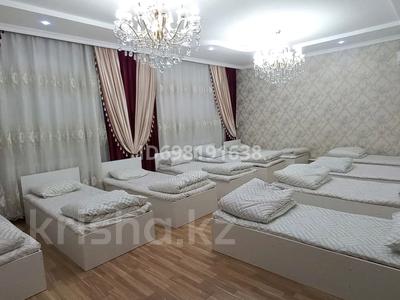 Жеке үй · 7 бөлме · 250 м², Кенжебай 27, бағасы: 3 000 〒 в Туркестане