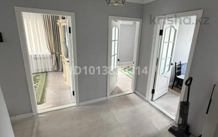 3-комнатная квартира · 62.2 м² · 4/5 этаж, мкр 5, Абулкайыр хан 63/1 за 21.5 млн ₸ в Актобе — фото 2