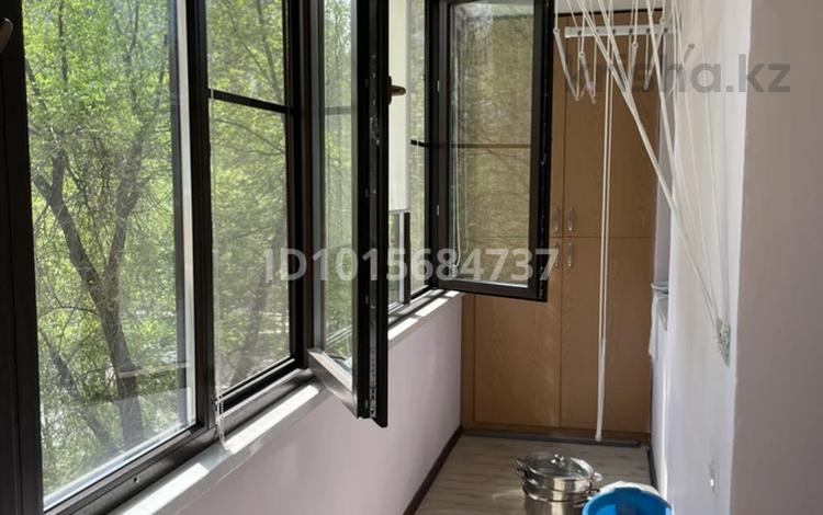 2-бөлмелі пәтер · 57.2 м² · 3/12 қабат, Самал-2 ш/а. 79, бағасы: 64 млн ₸ в Алматы, Медеуский р-н — фото 2