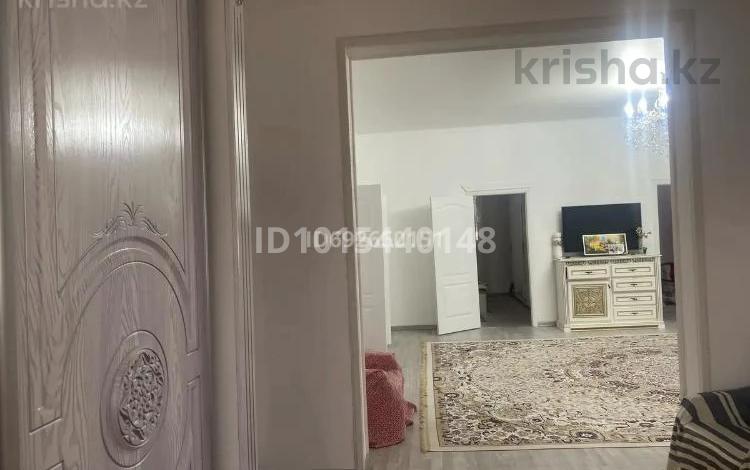 Жеке үй · 4 бөлме · 220 м² · 8 жүзд., Байтерек 3 улица 44 98 — 16 улица, бағасы: 35 млн ₸ в  — фото 2