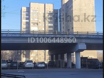 Офисы, магазины и бутики, общепит, салоны красоты, медцентры и аптеки, образование, развлечения · 300 м² за 235 млн 〒 в Алматы, Ауэзовский р-н