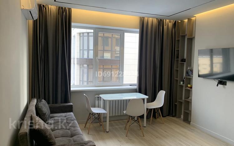 2-комнатная квартира · 40 м² · 9/13 этаж, Кабанбай батыра 252 за 350 000 ₸ в Алматы, Алмалинский р-н — фото 2