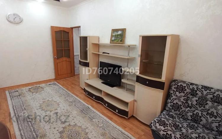 3-бөлмелі пәтер · 70 м² · 2/6 қабат, Шашубая 9, бағасы: 300 000 ₸ в Балхаше — фото 2