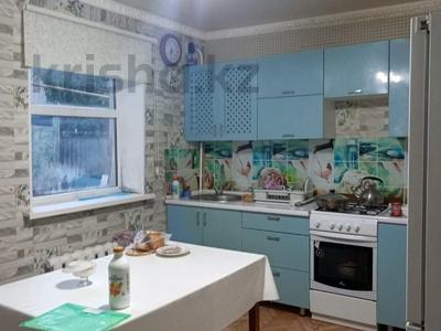 Отдельный дом · 2 комнаты · 56.1 м² · 4 сот., Старый город, Асау Барака . за 13.6 млн ₸ в Актобе
