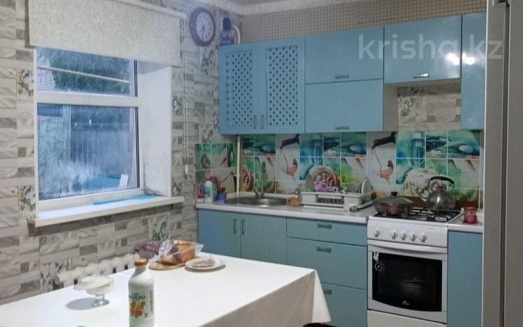 Отдельный дом · 2 комнаты · 56.1 м² · 4 сот., Старый город, Асау Барака . за 13.6 млн ₸ в Актобе — фото 2