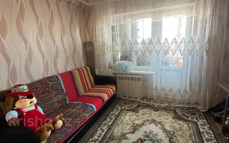 3-комнатная квартира · 58.9 м² · 4/5 этаж, Актобе, улица Братьев Жубановых за 15.8 млн ₸ — фото 2