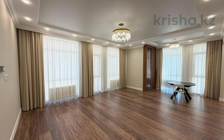 3-бөлмелі пәтер · 114 м² · 6/8 қабат, Кайым Мухамедханов 21, бағасы: 73.5 млн ₸ в Астане, Нура р-н — фото 2