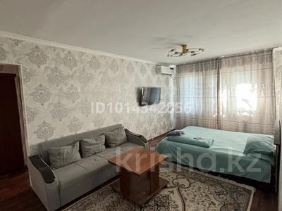 2-комнатная квартира · 42 м² · 4/5 этаж, Айбергенова 1 б 1 б за 10 000 ₸ в Шымкенте, Аль-Фарабийский р-н