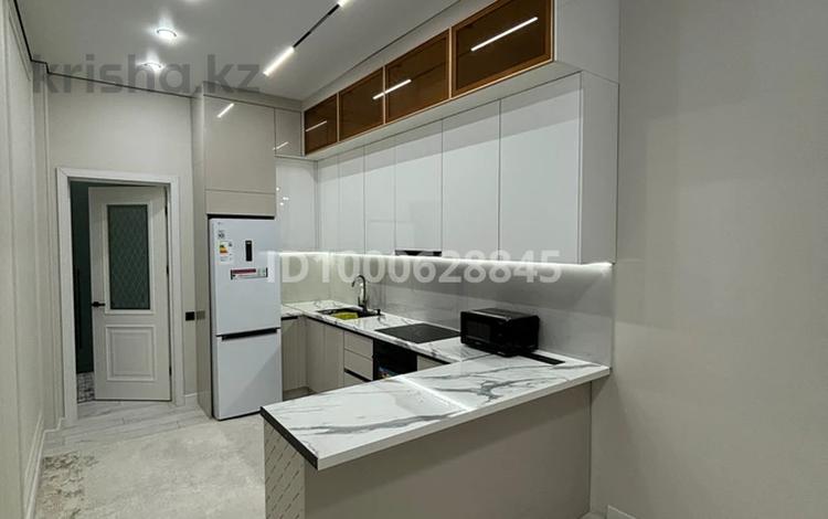 2-бөлмелі пәтер · 78 м² · 12/12 қабат, 17-й микрорайон, 17 мкр. 26/5 — Рыскулова Шаяхметова, бағасы: 45 млн ₸ в Шымкенте, Аль-Фарабийский р-н — фото 2