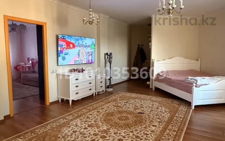 3-комнатная квартира · 86 м² · 9/9 этаж, мкр Сары Арка 40 за 39 млн ₸ в Атырау — фото 2