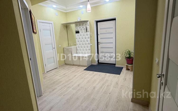 1-бөлмелі пәтер · 57 м² · 4/16 қабат, 17-ш/а. 5, бағасы: 26 млн ₸ в Актау, 17-й мкр — фото 2