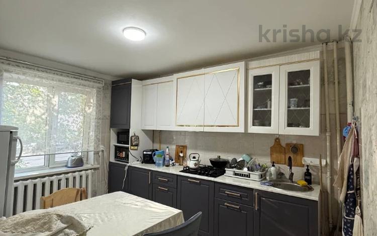 3-комнатная квартира · 66.4 м² · 1/9 этаж, мкр 12 за 22 млн ₸ в Актобе — фото 5