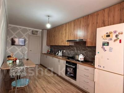 3-бөлмелі пәтер · 95 м², 12 ш/а., бағасы: 26.7 млн ₸ в Актобе, мкр 12