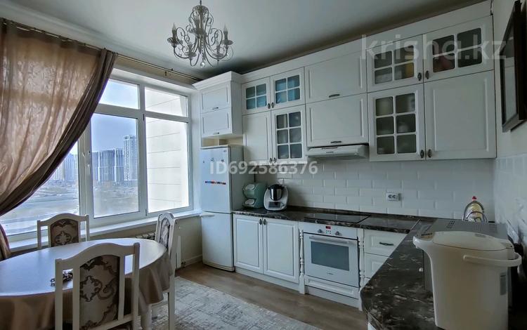 2-комнатная квартира, 75 м², Улы Дала 27а-г — Туркестан - Улы дала за 42 млн 〒 в Астане, Есильский р-н — фото 2