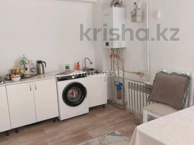 2-комнатная квартира · 61 м² · 1/4 этаж, мкр Аулие-Ата, Санырак батыра 55 — Рестора Меруерт за 16 млн ₸ в Таразе