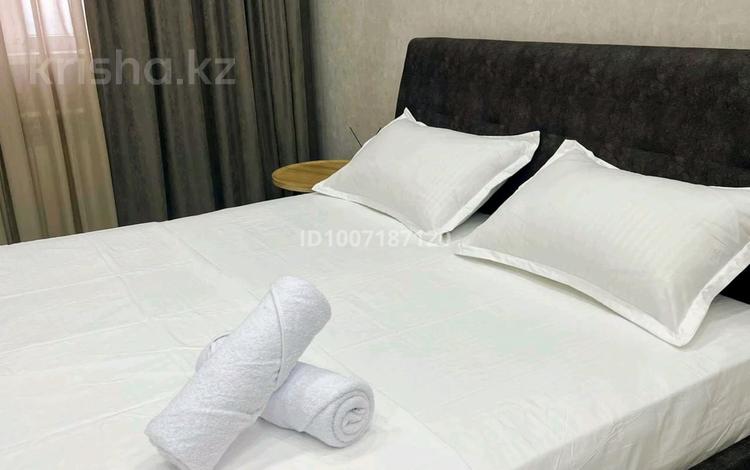 1-бөлмелі пәтер · 50 м² · 14/16 қабат, 14-й мкр №84 участок, бағасы: 3 000 〒 в Актау — фото 2