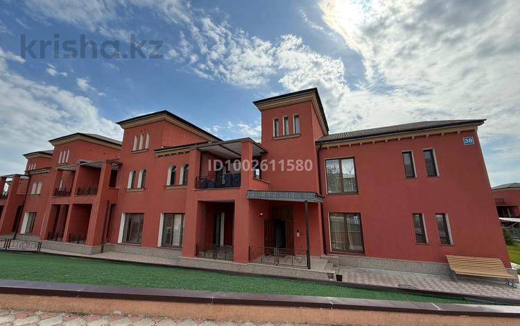 2-комнатная квартира · 61 м² · 2/2 этаж, мкр &quot;Самал 2&quot;, Мкр &amp;quot;Самал 2&amp;quot; за 73.5 млн 〒 в Актау, мкр "Самал 2" — фото 2