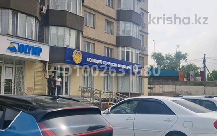 1-бөлмелі пәтер · 40 м² · 5/6 қабат, Айнабұлақ-2 ш/а. 40а, бағасы: 22 млн ₸ в Алматы, Жетысуский р-н — фото 2