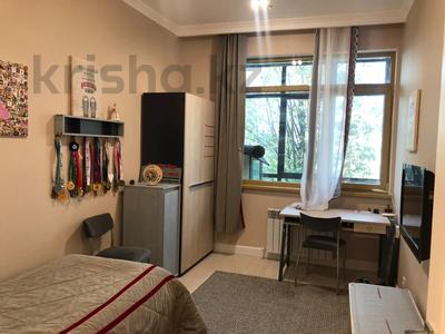 4-комнатная квартира · 180 м² · 2/6 этаж, Рахмадиева 2/1 за 201 млн ₸ в Алматы, Бостандыкский р-н