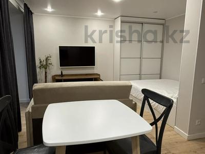 1-комнатная квартира · 30 м² · 4/5 этаж, Курмангазы 163 за 12 000 ₸ в Уральске, мкр Школьник