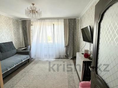 2-комнатная квартира · 60 м² · 3/9 этаж, мкр Аксай-1 за 41.8 млн ₸ в Алматы, Ауэзовский р-н