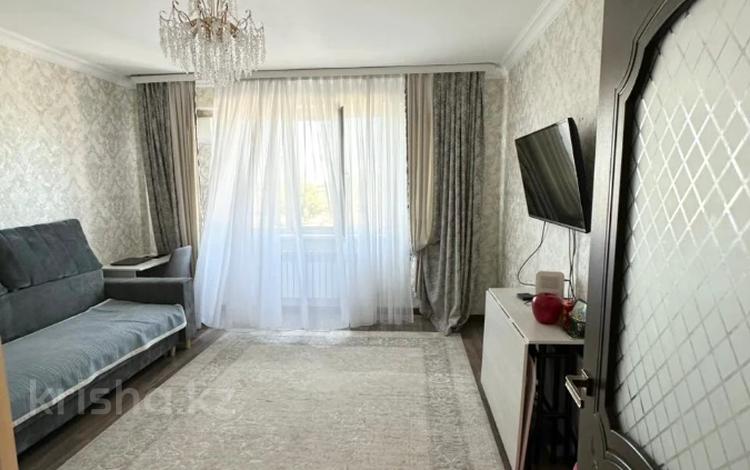 2-комнатная квартира · 60 м² · 3/9 этаж, мкр Аксай-1 за 41.8 млн ₸ в Алматы, Ауэзовский р-н — фото 16