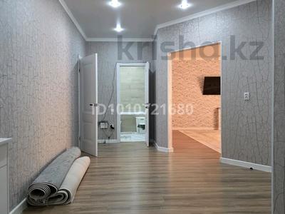 2-бөлмелі пәтер · 95 м² · 2/5 қабат, Алтын орда ш/а., Тауелсиздик 9 — Ассадо инвектус, бағасы: 35.5 млн ₸ в Актобе, мкр. Алтын орда