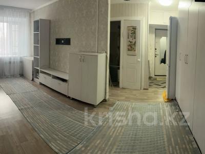 3-комнатная квартира, 60 м², 5/5 этаж, 1 Мая 383 за 14.5 млн 〒 в Павлодаре